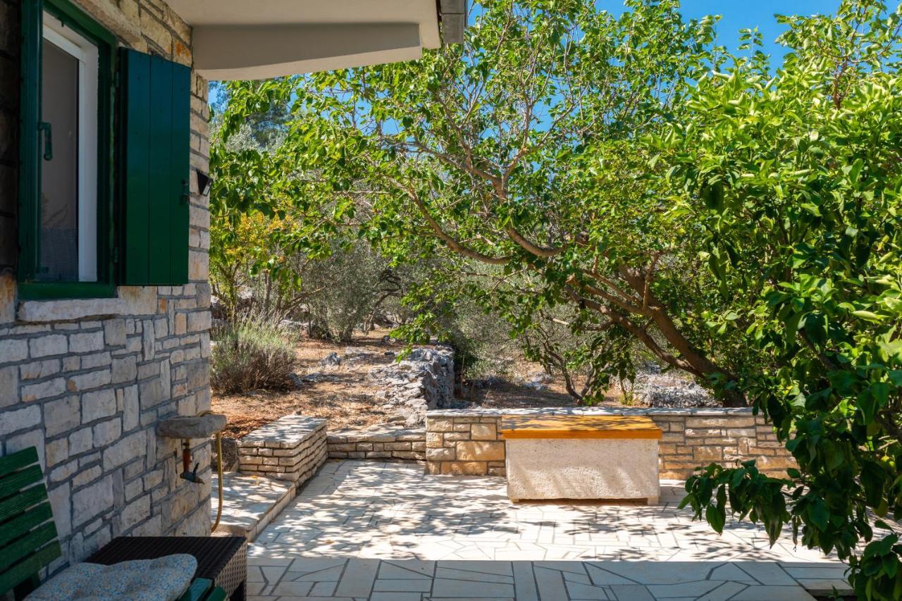 Holiday Home Liberan Vela Luka Luaran gambar