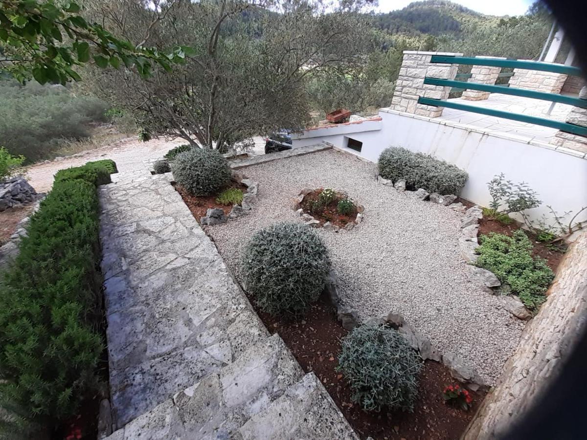 Holiday Home Liberan Vela Luka Luaran gambar