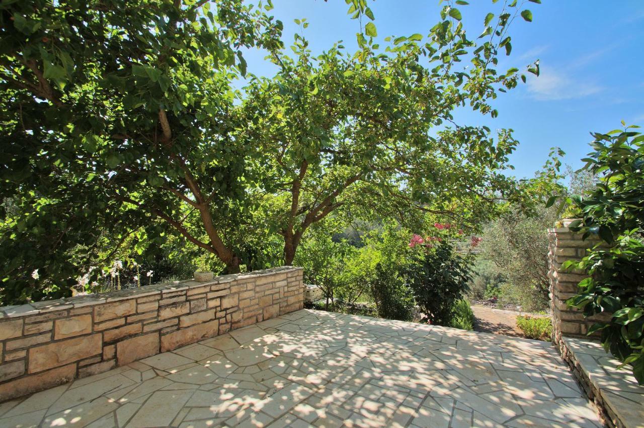 Holiday Home Liberan Vela Luka Luaran gambar