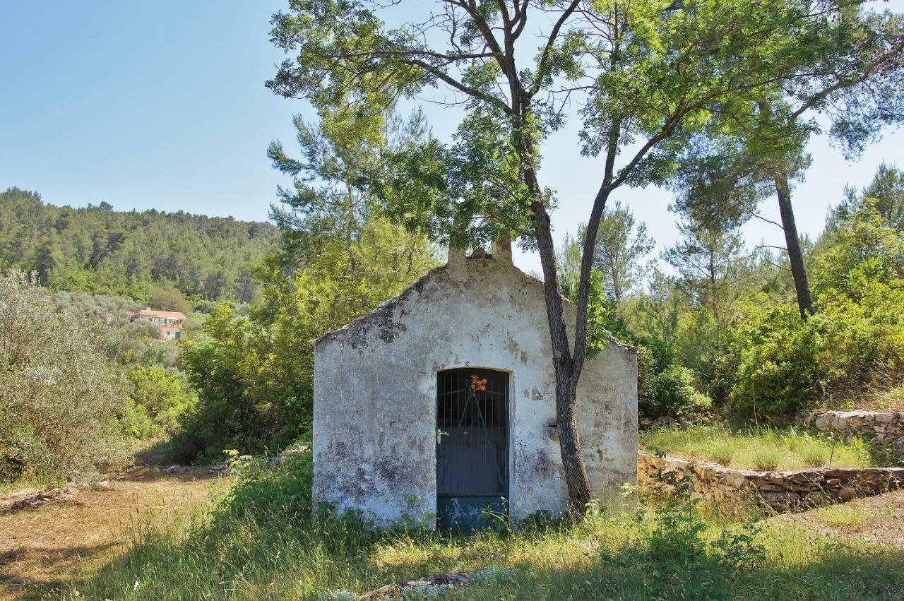 Holiday Home Liberan Vela Luka Luaran gambar
