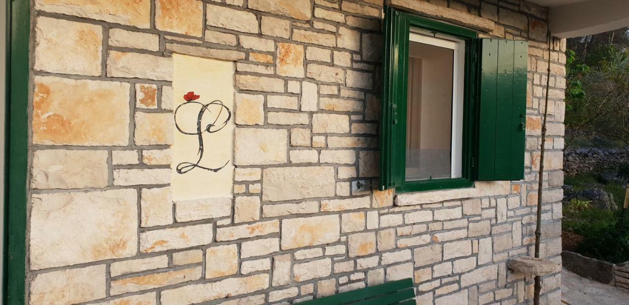 Holiday Home Liberan Vela Luka Luaran gambar